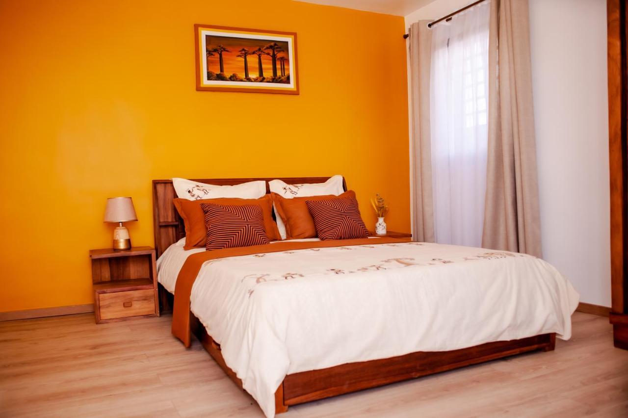 Ampifitia Guest House أنتاناناريفو المظهر الخارجي الصورة
