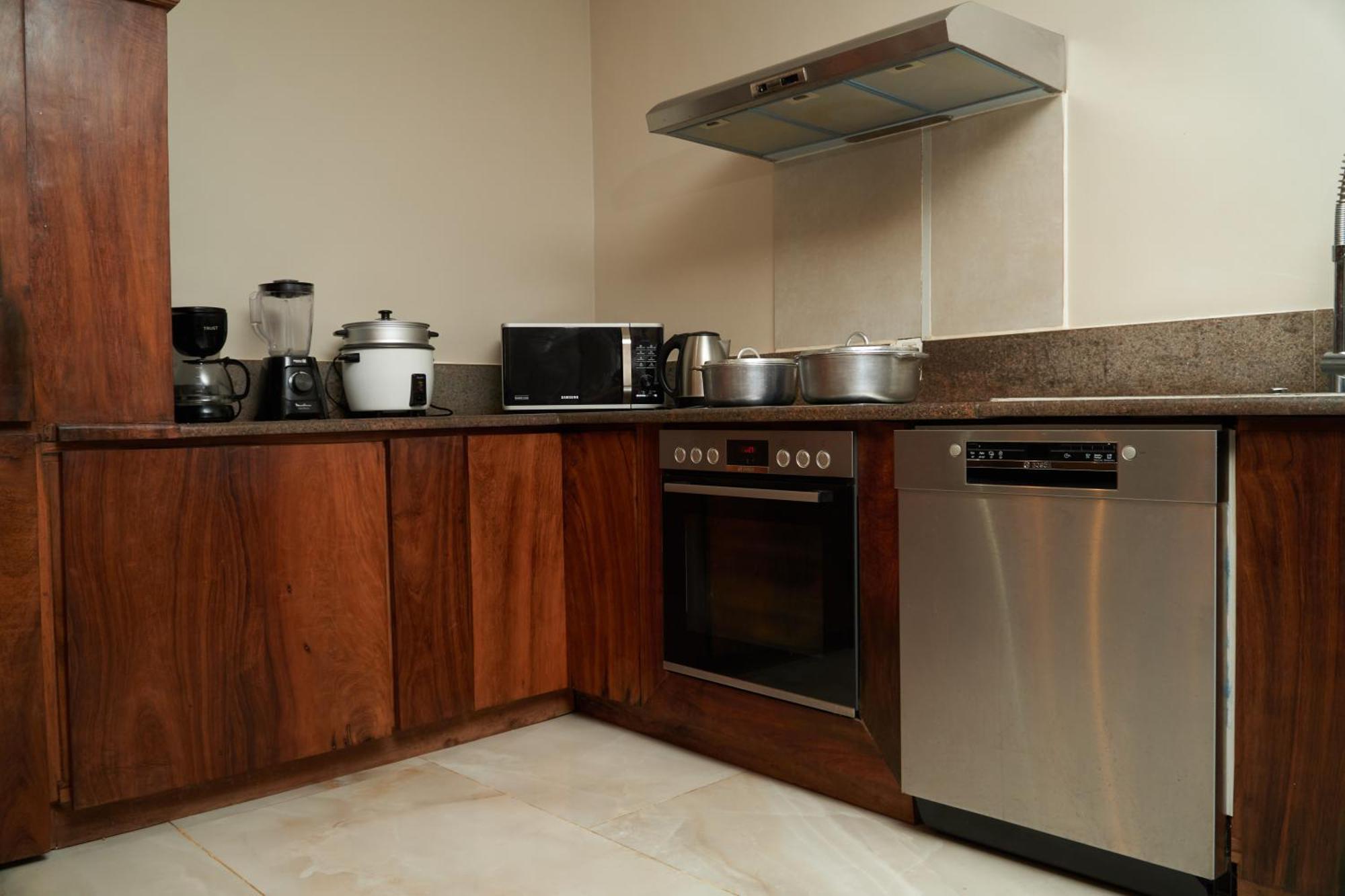 Ampifitia Guest House أنتاناناريفو المظهر الخارجي الصورة